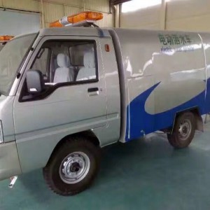 電動灑水車